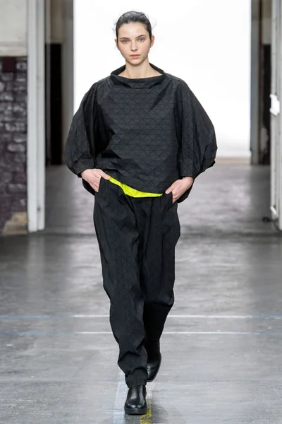 Look 20